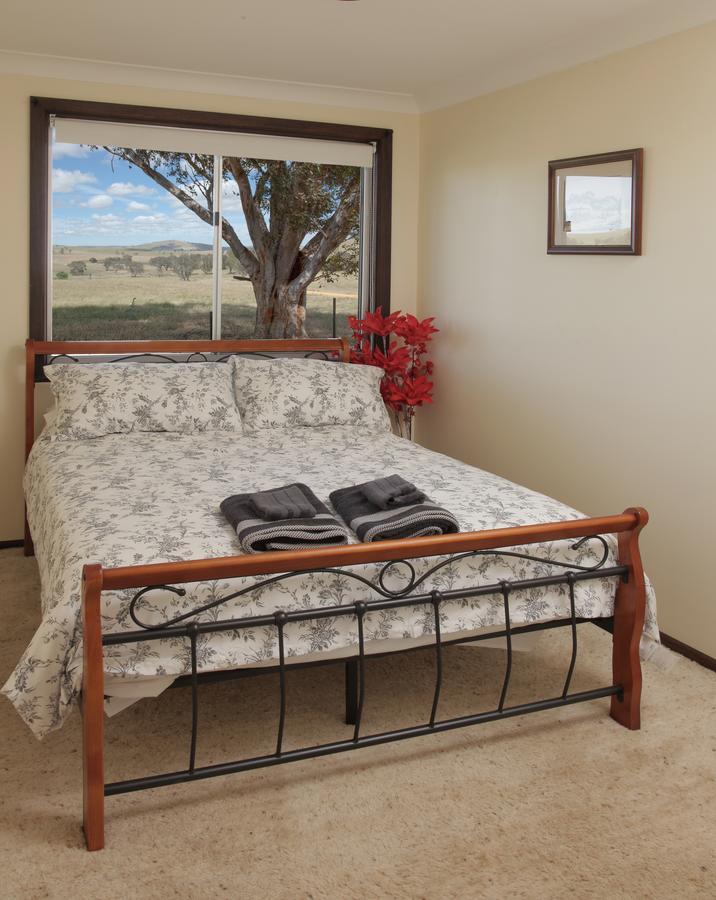 Wantana Cottage Farmstay Boorowa Bagian luar foto