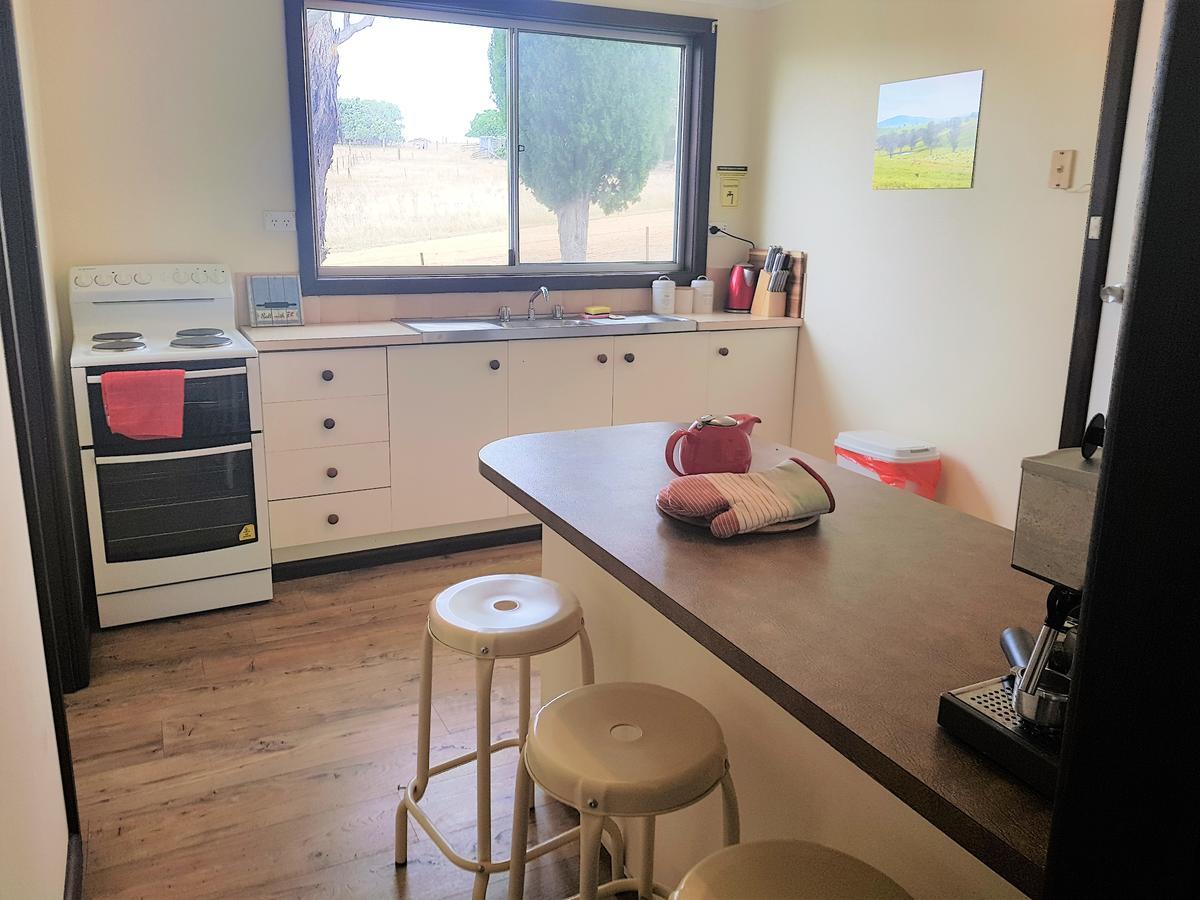 Wantana Cottage Farmstay Boorowa Bagian luar foto