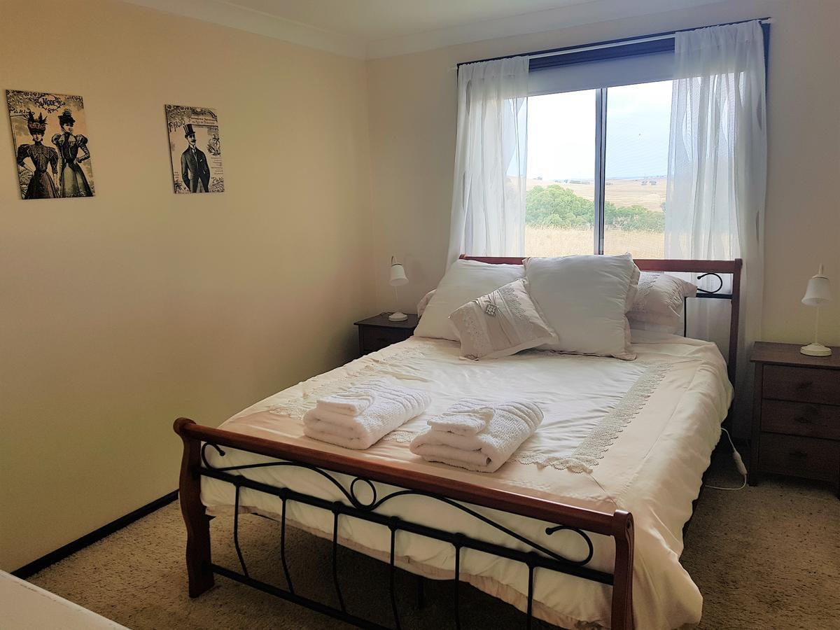 Wantana Cottage Farmstay Boorowa Bagian luar foto